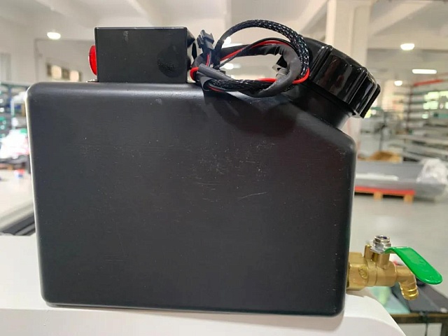 Планшетный принтер UNIVERSAL UD-09R3BGV (I3200-U1)